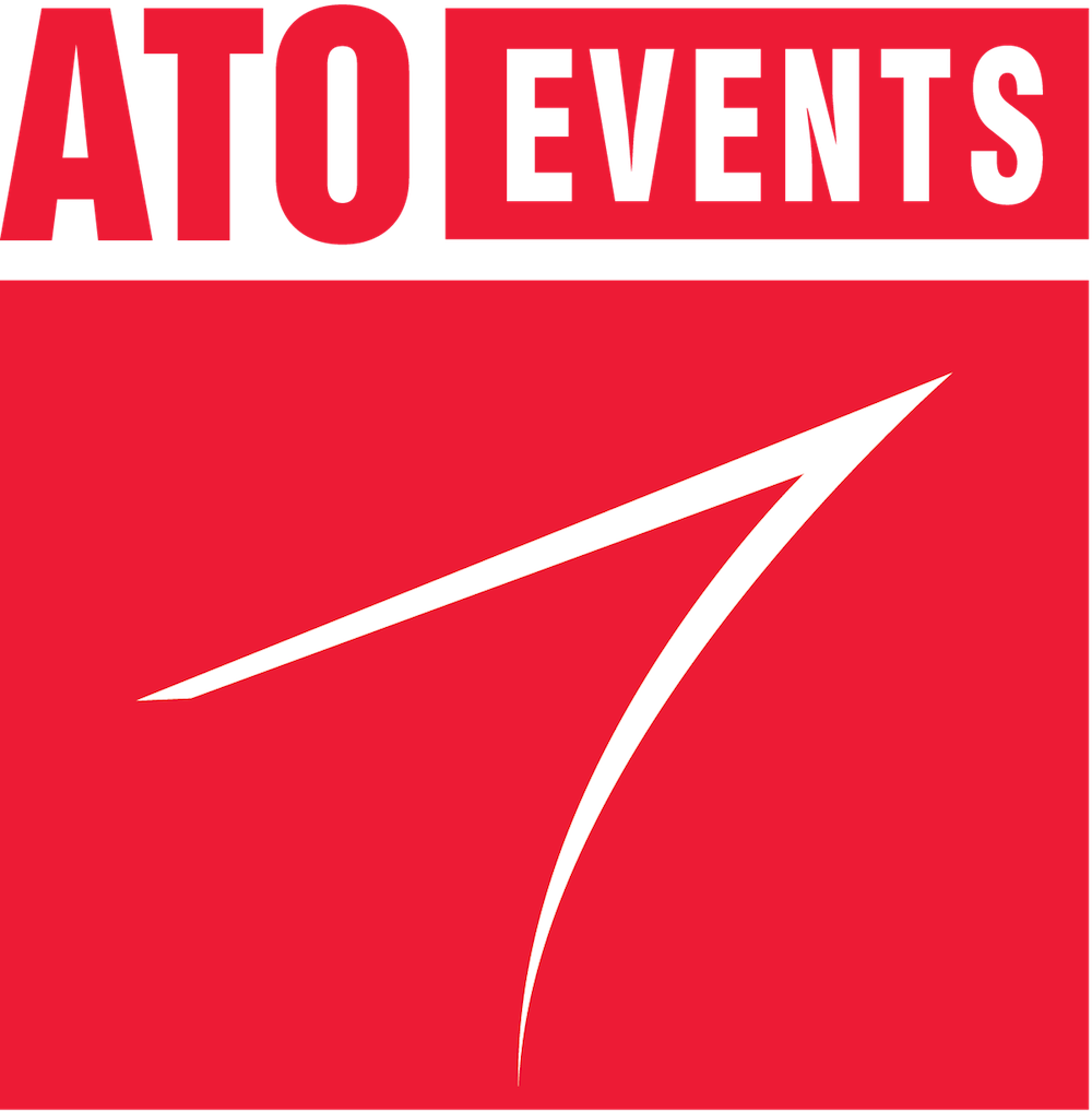 Neither Low-cost, nor Legacy: How to Develop a Hybrid Business Model to Create a Competitive Advantage?